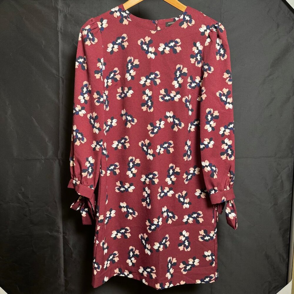 Tie-wrist, back-zip shift dress (Banana Republic - Sz. 0)
